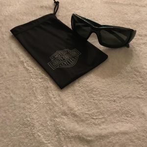 Women’s Harley Davidson riding sunglasses